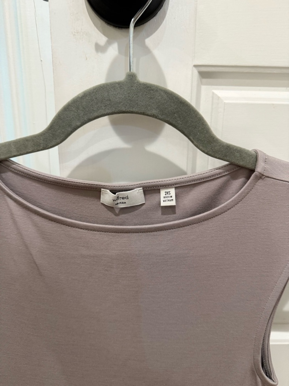 Aritzia dress - Picture 4 of 5